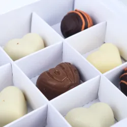 9 Choc Criss Cross Dividers; White